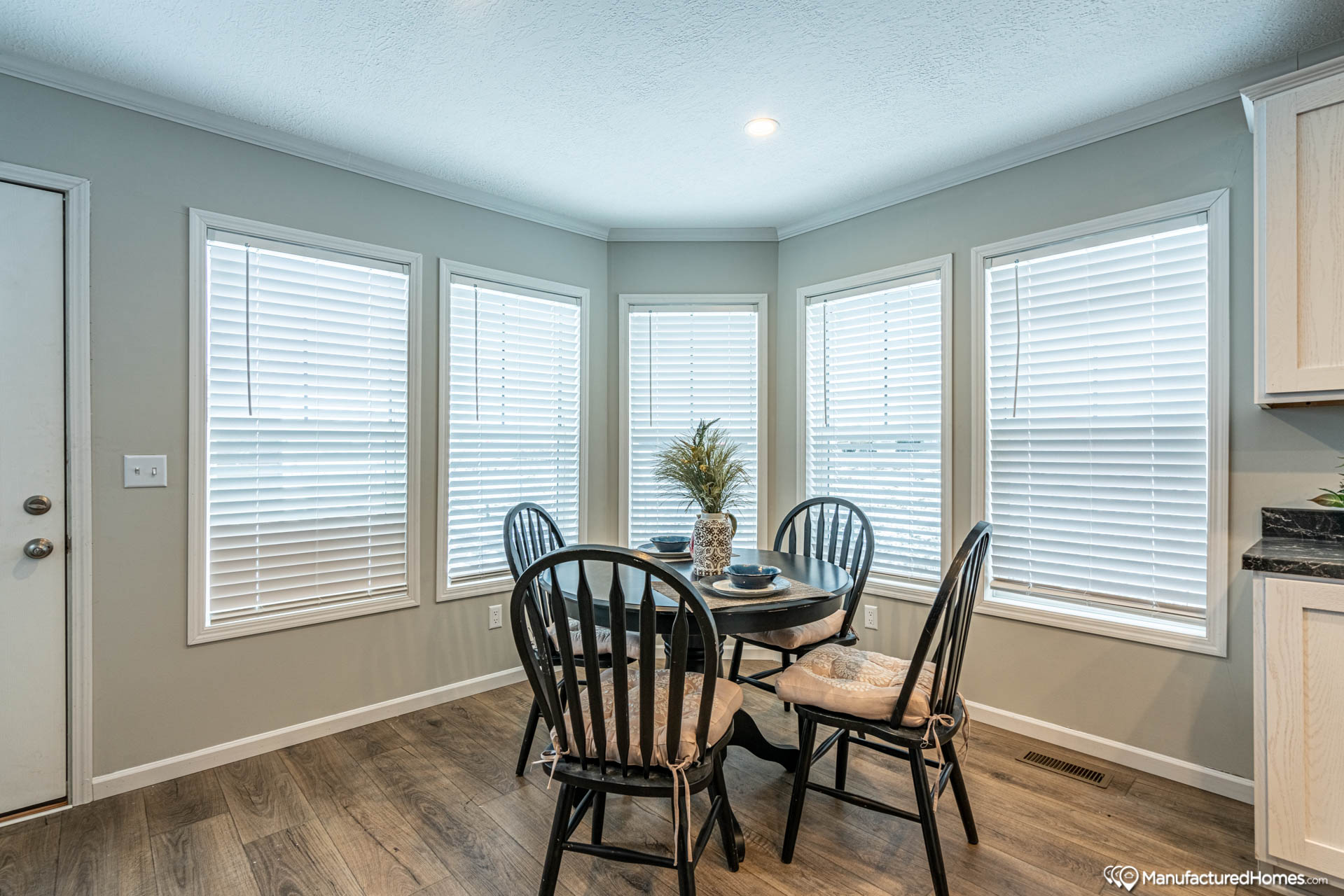 Legacy Series The Maverick 74LEG28483AH from Family Dream Homes of